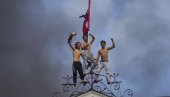 НАКОН 51 МРТВОГ И ВИШЕ ОД 1300 ПОВРЕЂЕНИХ: Председник Непала распустио парламент и позвао на изборе у марту