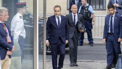 OGLASIO SE NOVI PREMIJER FRANCUSKE: Nećete verovati koliko mu je trajao govor nakon preuzimanja dužnosti