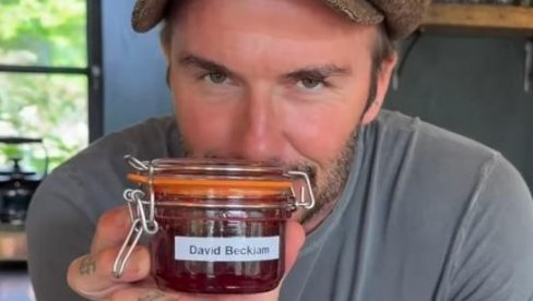 ДЕЈВИД БЕКАМ ОДУШЕВИО ДОМАЋИЦЕ РЕЦЕПТОМ ЗА ЏЕМ ОД ШЉИВА: Открио у чему је тајна (ВИДЕО)