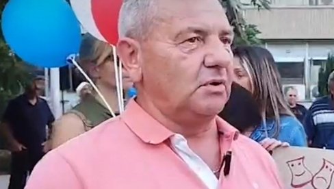 ПОДРШКА ПРЕДСЕДНИКУ ВУЧИЋУ Грађани Старе Пазове послали јаку поруку (ВИДЕО)