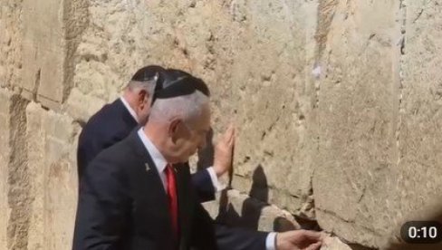 POGLEDAJTE: Rubio i Netanijahu se na Zidu plača pomolili za Trampovu bezbednost (VIDEO)