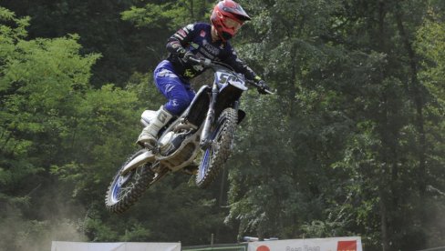 ФЕСТИВАЛ БРЗИНЕ И АДРЕНАЛИНА: У Краљеву минулог викенда одржана трка мото-крос шампионата Србије