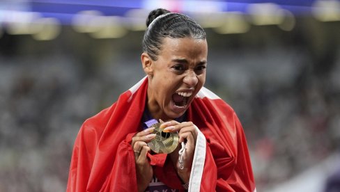 NIKO NIJE MOGAO DA VERUJE: Evo ko je osvojio zlato na Svetskom prvenstvu u atletici u trci na 100 metara sa preponama! (VIDEO)