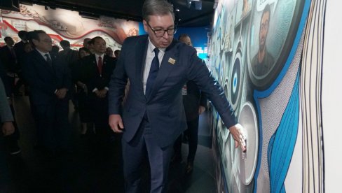 ВУЧИЋ ОДУШЕВИО ЈАПАНЦЕ: Србија у центру пажње на ЕКСПО Осака 2025 (ФОТО)