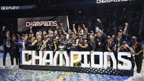 У ДОЧЕЦИМА НЕ МОГУ ДА СЕ МЕРЕ СА СРБИМА: Овако је Немачка дочекала своје кошаркаше, нове прваке Европе (ФОТО/ВИДЕО)