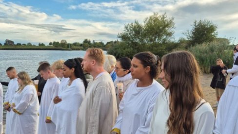 MARIJA, KSENIJA, IRINA, STEFAN, KATARINA, GAVRILO... Desetoro Holanđana kršteno u reci Lek - Još petnaestoro prijavljenih (FOTO)