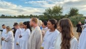 МАРИЈА, КСЕНИЈА, ИРИНА, СТЕФАН, КАТАРИНА, ГАВРИЛО... Десеторо Холанђана крштено у реци Лек - Још петнаесторо пријављених (ФОТО)