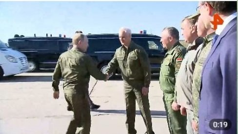 НИЈЕ ПРВИ ПУТ: Кремљ о Путину у војној униформи