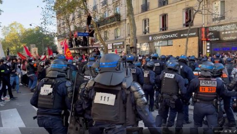 НОВИ ПРОТЕСТИ У ФРАНЦУСКОЈ: На улицама 76.000 полицајаца - блокиран депо у Паризу