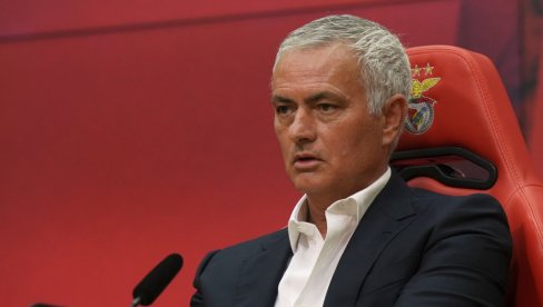 KAKVO BI OVO POJAČANJE BILO: Murinjo hoće da vidi čuvenog napadača u Benfiki