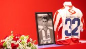 TUGA NA MARAKANI: Porodica, prijatelji i Zvezda se oprostili od Dejana Milovanovića (FOTO)