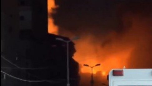 ДЕСЕТИНЕ ЖРТАВА У ГАЗИ: Израел од јутрос немилосрдно удара - војска гађала куће и школе, небо се не види од дима (ВИДЕО)