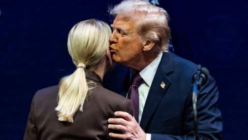 Трамп хтео да пошаље приватну поруку, случајно је ОБЈАВИО на друштвеној мрежи