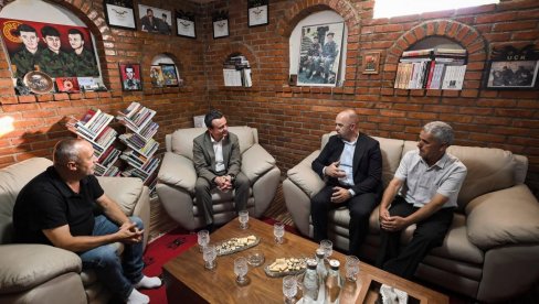 SANJA ZLOČINAČKU TVOREVINU: Kurti opet preti “velikom Albanijom”