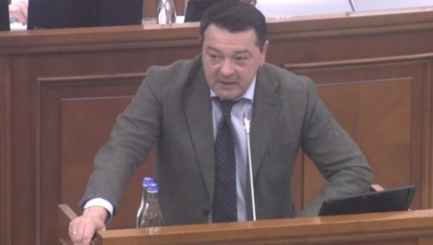 REŽIM SANDU ŠIRI HISTERIJU, HAPSI OPOZICIJU I BIRAČE: Intervju Konstantina Stariša