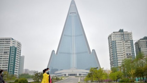 ХОТЕЛ ПРОПАСТИ: Висок 330 метара, има 105 спратова, у њему нико никад није преспавао