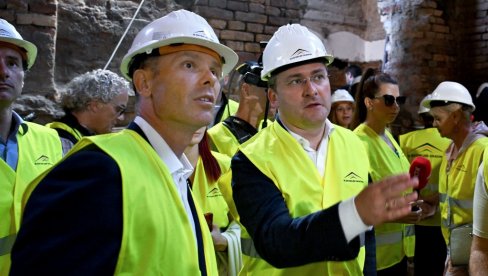 MI KAO NAROD I DRŽAVA IMAMO ŠTA DA POKAŽEMO Mali i Selaković obišli radove na Istorijskom muzeju Srbije (VIDEO)