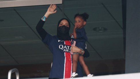 ЦЕО СВЕТ БРУЈИ О МИСТЕРИОЗНОЈ МАРОКАНКИ! Због ње је Усман Дембеле постао најбољи фудбалер света