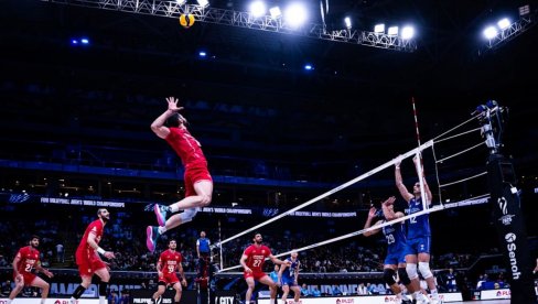 БЕЗ ДАХА НА РУЛЕТУ: Како су одбојкаши Србије у осмини финала Светског првенства изгубили од Ирана?