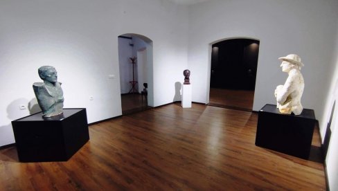 POKLONIO MUZEJU ZBIRKU SKULPTURA: Pažnje vredan gest akademskog vajara Slobodana Stojanovića (FOTO)