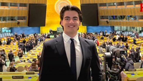 ОСВОЈИО ВИШЕ ОД 160 НАГРАДА: Његово знање не познаје границе - ово је Страхиња Тривковић, млади геније који осваја свет (ВИДЕО)