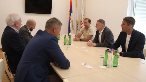 VISOKA DELEGACIJA IZ RUSIJE U POSETI BEOGRADU: Važan sastanak u prestonici Srbije