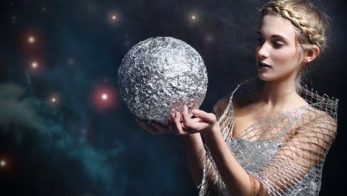 СЕЗОНА ВАГЕ и МАРС У ШКОРПИЈИ ЊИМА ДОНОСЕ ВЕЛИКЕ ПРОМЕНЕ: Три хороскопска знака ће јесен 2025. године посебно памтити