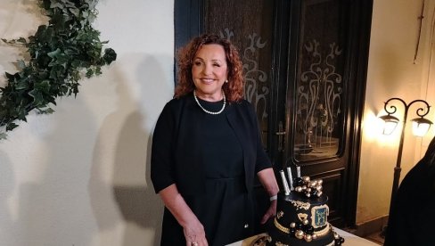 УВЕК САМ СЕ ТАКМИЧИЛА СА САМОМ СОБОМ: Ана Бекута сумирала утиске са концерта поводом јубилеја и најавила музичке новитете (ФОТО)