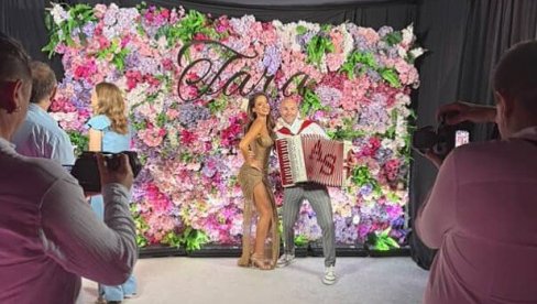 NAJBOLJI UZ NAJBOLJE: Saša Matić je dva puta slavio punoletstvo ćerkama, ali uvek je birao isti orkestar (FOTO)