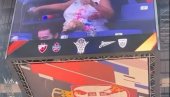 RUSIJA I SRBIJA U NEVERICI ZBOG SCENE IZ ARENE: Svi su gledali šta ova žena radi usred utakmice! (VIDEO)