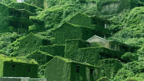 KINESKO SELO DUHOVA: Progutala ga ja priroda - svi stanovnici se odselili, a onda se dogodio preokret (FOTO/VIDEO)