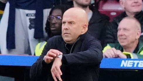 ФУДБАЛСКИ ХАОС У ПРЕМИЈЕР ЛИГИ! Ливерпул први пут изгубио, и то голом у 97. минуту, Челси доживео бламажу, Сити се разгоропадио! (ВИДЕО)