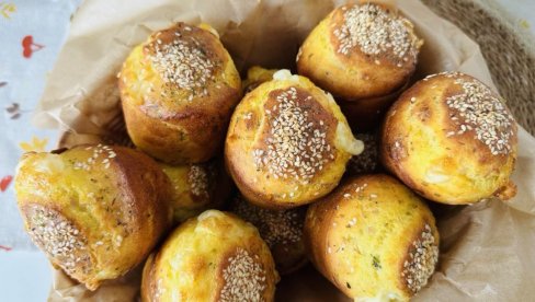 ЦАРСКЕ ПРОЈИЦЕ ОД КУКУРУЗНОГ БРАШНА: Савршене за доручак, вечеру или као предјело када долазе гости