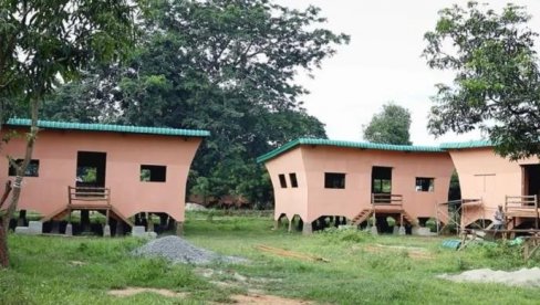 КУЋА ОД 1.000 € ОТПОРНА И НА ЗЕМЉОТРЕС: Ретко коме би пало на памет да је од овога сагради, а траје вечно