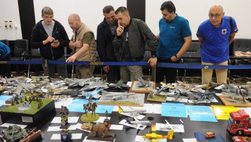 МОДЕЛИ ПОПУТ ОРИГИНАЛА: У Краљеву одржан традиционлни, 27. макетарски „Спинер куп“