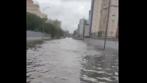 JEZIVA OLUJA U ŠPANIJI: Otkazani letovi, obustavljena nastava u školama