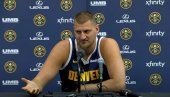 AMERI ZATEČENI! Nikola Jokić došao na konferenciju pred start NBA sezone, a pričao im o Pešiću, bratu, hramu, ko mu je neprijatelj u ekipi...