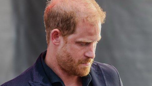 ПРИНЦ ХАРИ ПОБЕСНЕО: Напокон открио ко покушава да саботира његово помирење са краљем Чарлсом