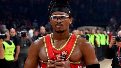 ПОТРОШИЛИ СТЕ САВ НОВАЦ, САМО ДА НЕ БИ ИГРАО ЗА ДРУГИ ТИМ?! Чима Монеке огорчен на један клуб у Евролиги