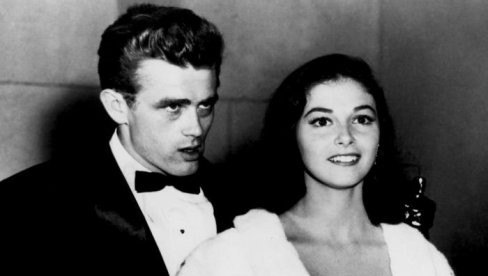 НА ДАН ЊЕНОГ ВЕНЧАЊА, ПОЈАВИО СЕ ИСПРЕД ЦРКВЕ МОТОРОМ: Трагична ЉУБАВНА ПРИЧА Џејмса Дина! (ФОТО)