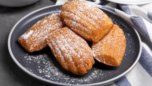 KOLAČIĆI KOJI MIRIŠU NA LJUBAV: Sve se samo pomeša i peče, a tope se u ustima (RECEPT)