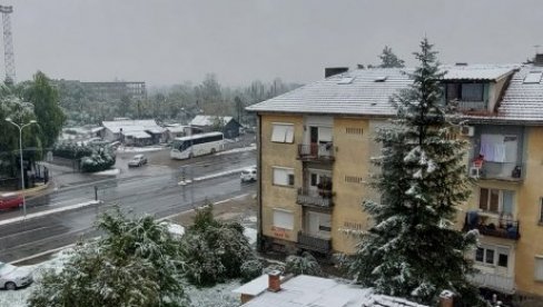 РХМЗ ИЗДАО УПОЗОРЕЊЕ: Олујни ветар у већем делу Србије - Ево какво ће време бити за новогодишњу ноћ