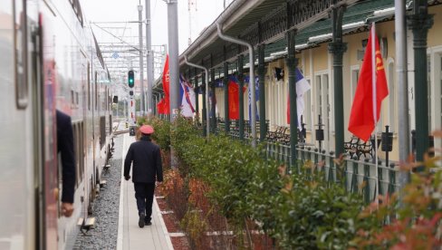 МОЋАН ВИДЕО - СОКО ЛЕТИ ОД БЕОГРАДА ДО СУБОТИЦЕ Вучић: Наставићемо да градимо нашу једину и најлепшу Србију