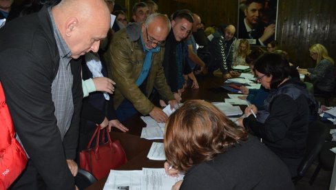 LOKALNI IZBORI U NEGOTINU: SNS i koalicioni partneri počeli prikupljanje potpisa podrške