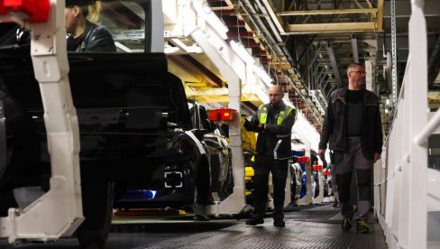 KRIZA DRMA AUTOMOBILSKOG GIGANTA: Razmatraju smanjenje broja radnih mesta za 15 posto