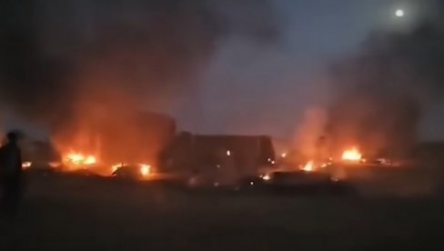 LJUDE GAĐAJU RAKETAMA I DRONOVIMA: Jedini spas im je u blatnjavim rovovima sa vodom do guše - 500 dana brutalne opsade (FOTO/VIDEO)