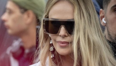 ŠARLIZ TERON POSLALA JASNU PORUKU DŽONIJU DEPU: On za nju ne postoji! (VIDEO)