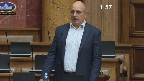 СТУДЕНТИ НЕМАЈУ НАШУ БЛАНКО ПОДРШКУ Веселиновић: Нека покажу људе, план и програм, па ћемо видети