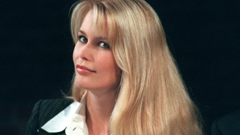 KAKO DANAS IZGLEDA KLAUDIJA ŠIFER: Niko joj ne bi dao 55. godina (VIDEO)