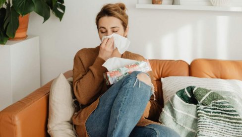 Ево зашто је важно редовно дубинско прање намештаја